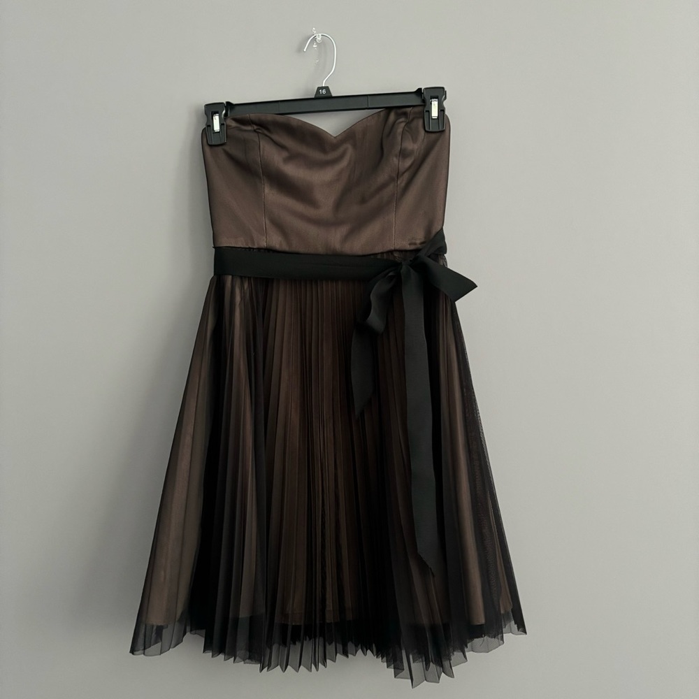 Vintage Size 6 Black and Tan Strapless Padded Mini Dress